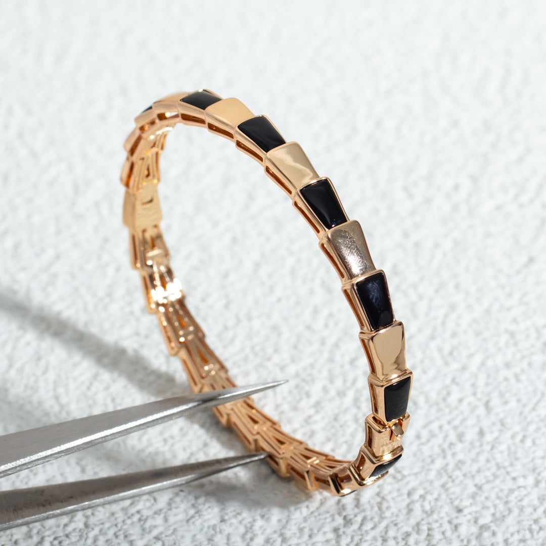 Bvlgari Serpenti Bracelet Pink Gold Onyx