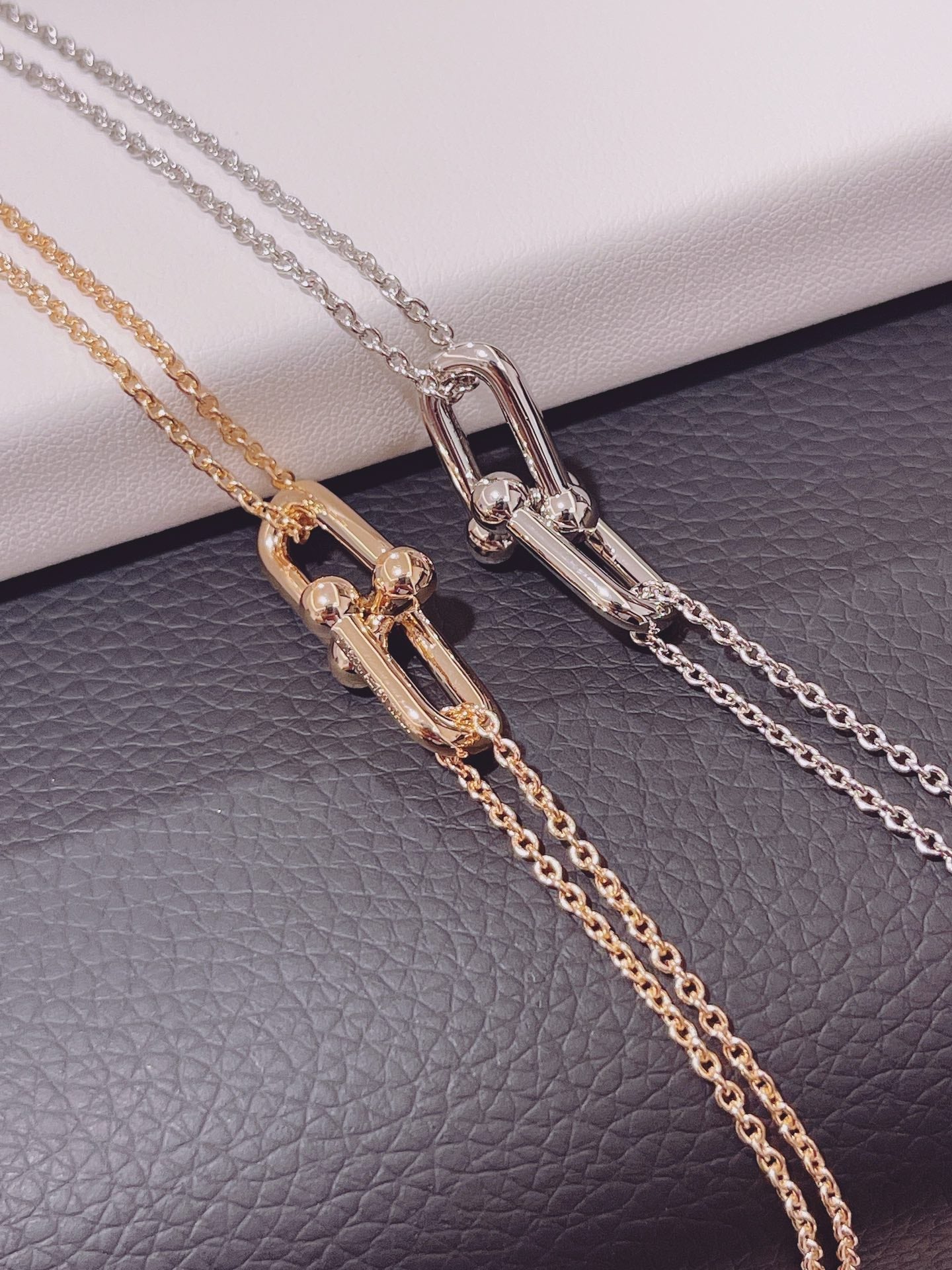Tiffany Hardwear Double Link Pendant Silver Necklace - 68692512