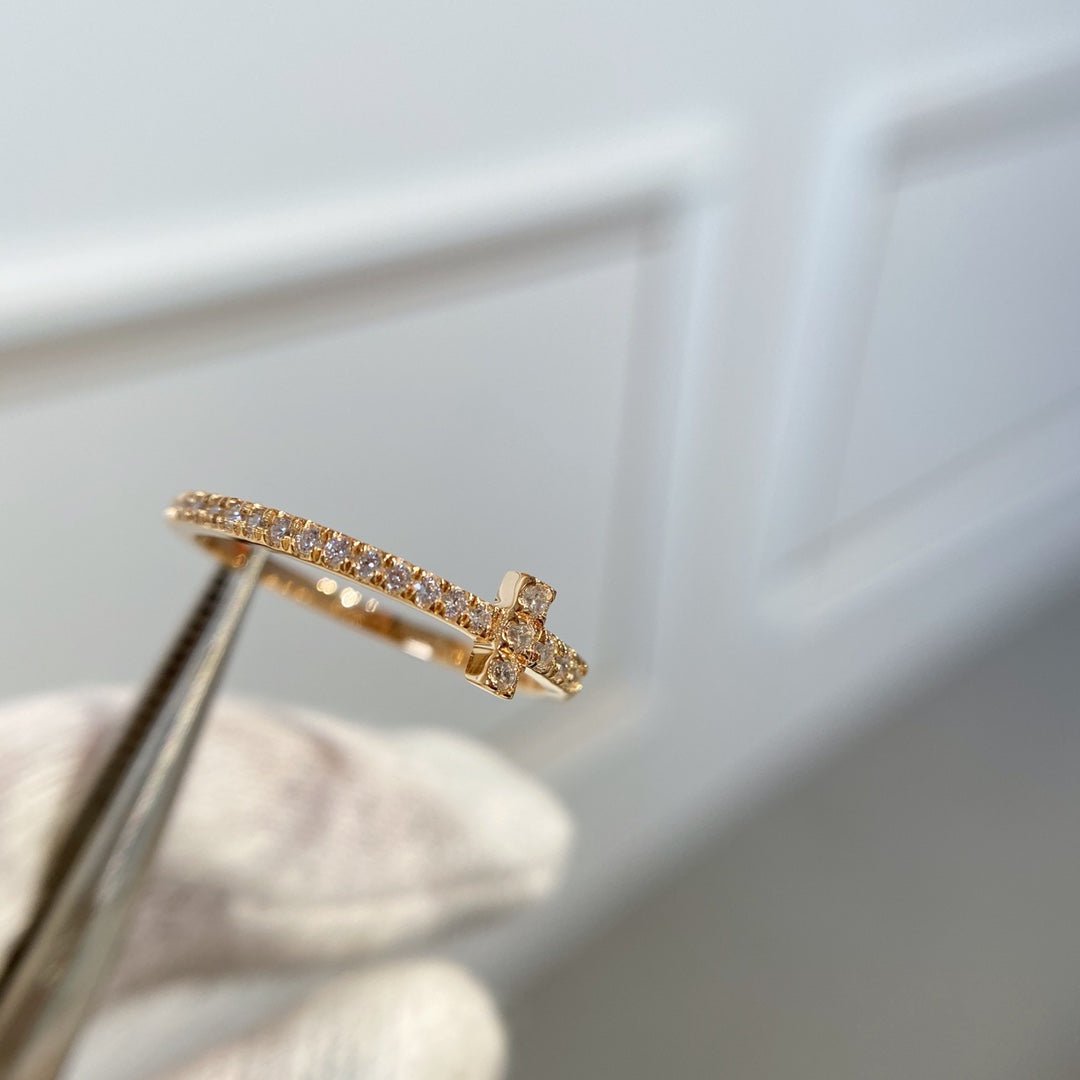 Tiffany T Ring Cubic Zirconia Pink Gold