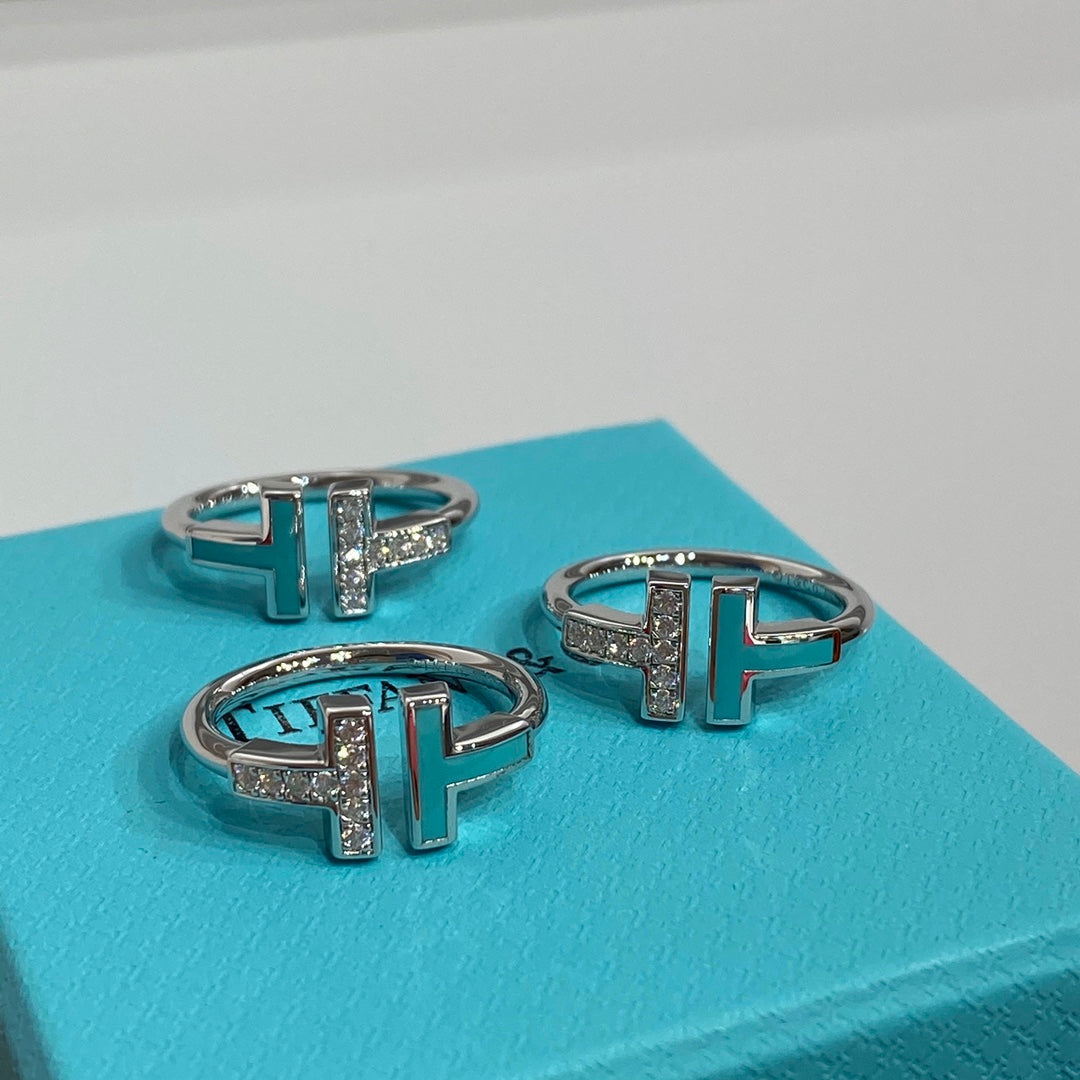 Tiffany T Wire Turquoise Cubic Zirconia Ring Silver