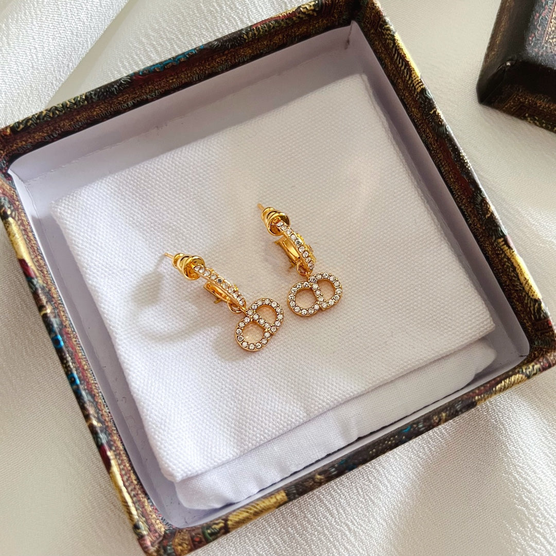 Dior CD Drop Earrings Gold