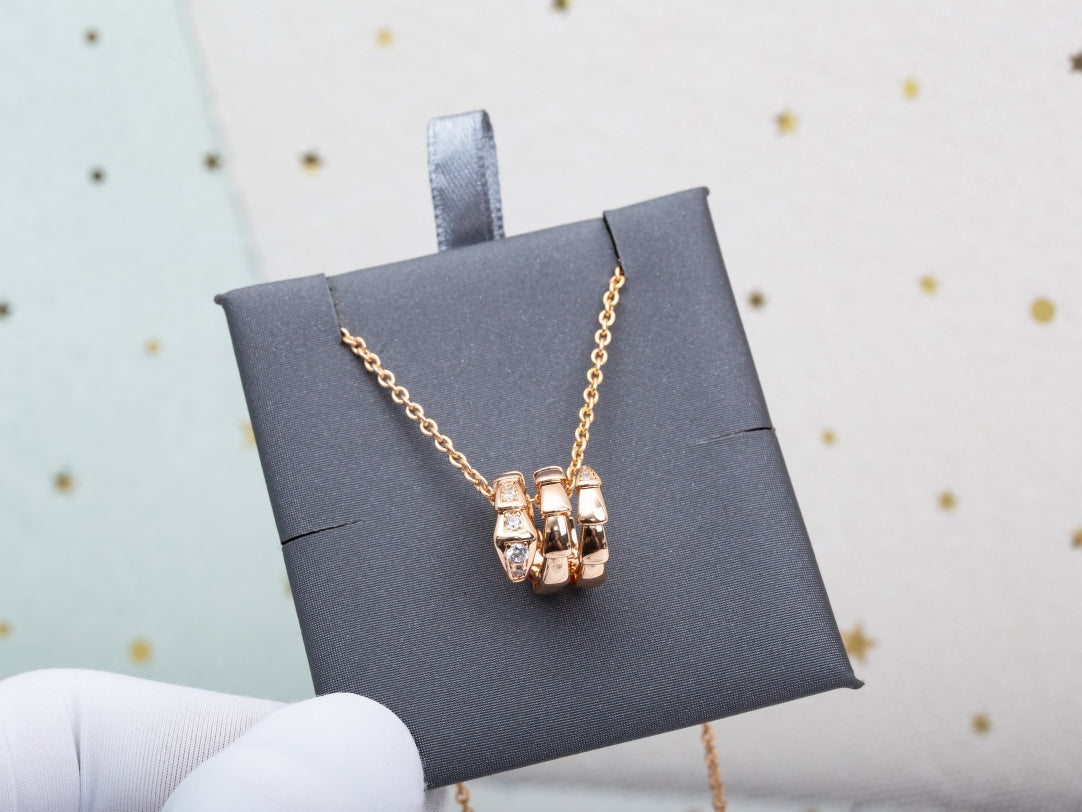 Bvlgari Serpenti Pink Gold Necklace Cubic Zirconia