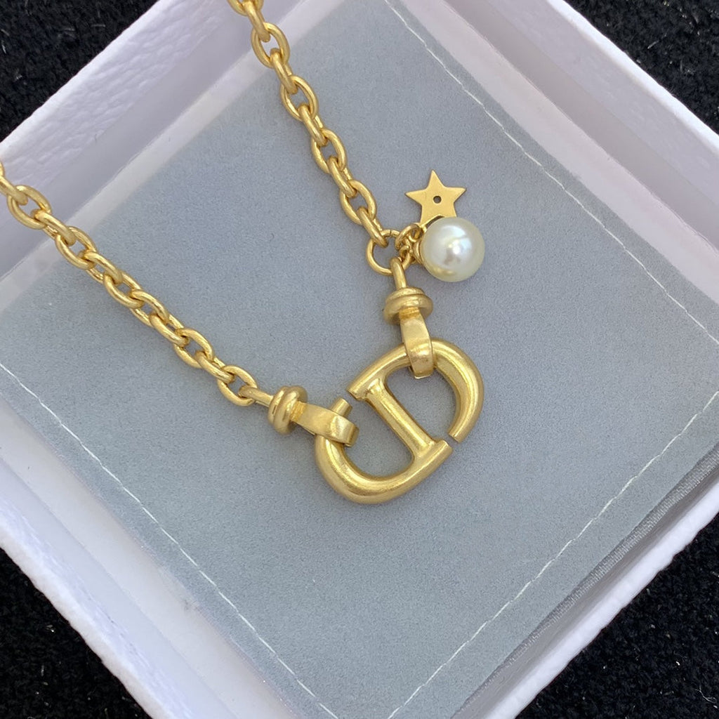 Dior CD Pendant MOP Star Gold Necklace