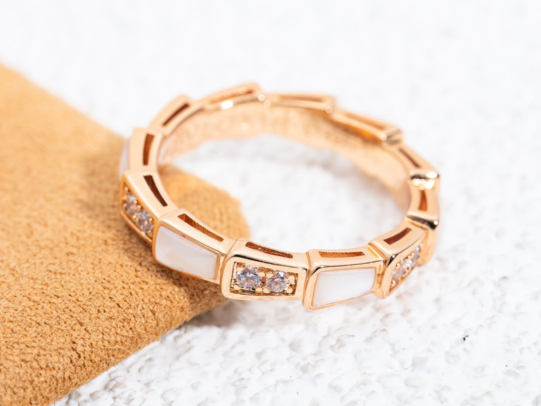 Bvlgari Serpenti Ring Pink Gold Cubic Zirconia MOP 3MM