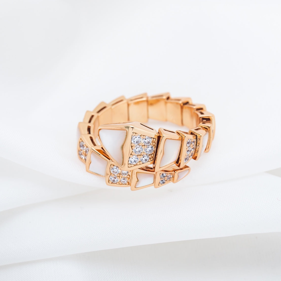 Bvlgari Serpenti Ring Pink Gold Cubic Zirconia MOP