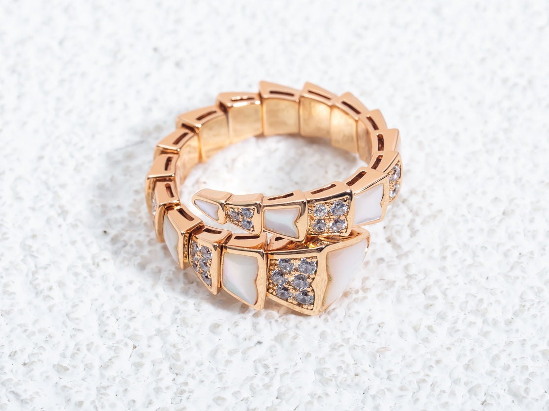 Bvlgari Serpenti Ring Pink Gold Cubic Zirconia MOP