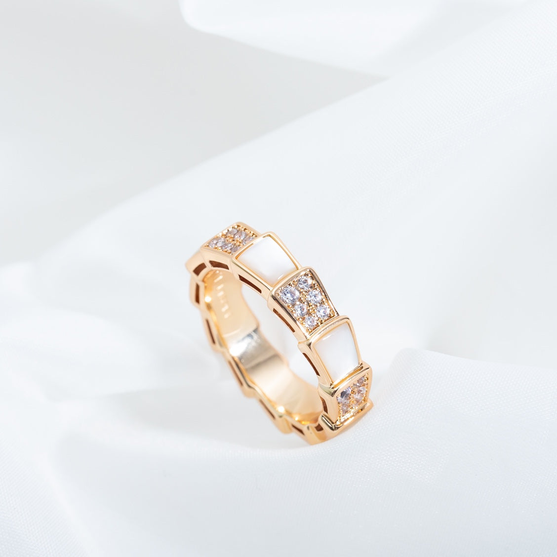 Bvlgari Serpenti Ring Pink Gold MOP Cubic Zirconia Paved 4MM