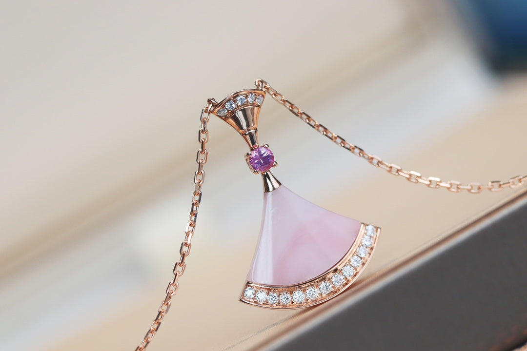 Bvlgari Dream Necklace Pink MOP Cubic Zirconia