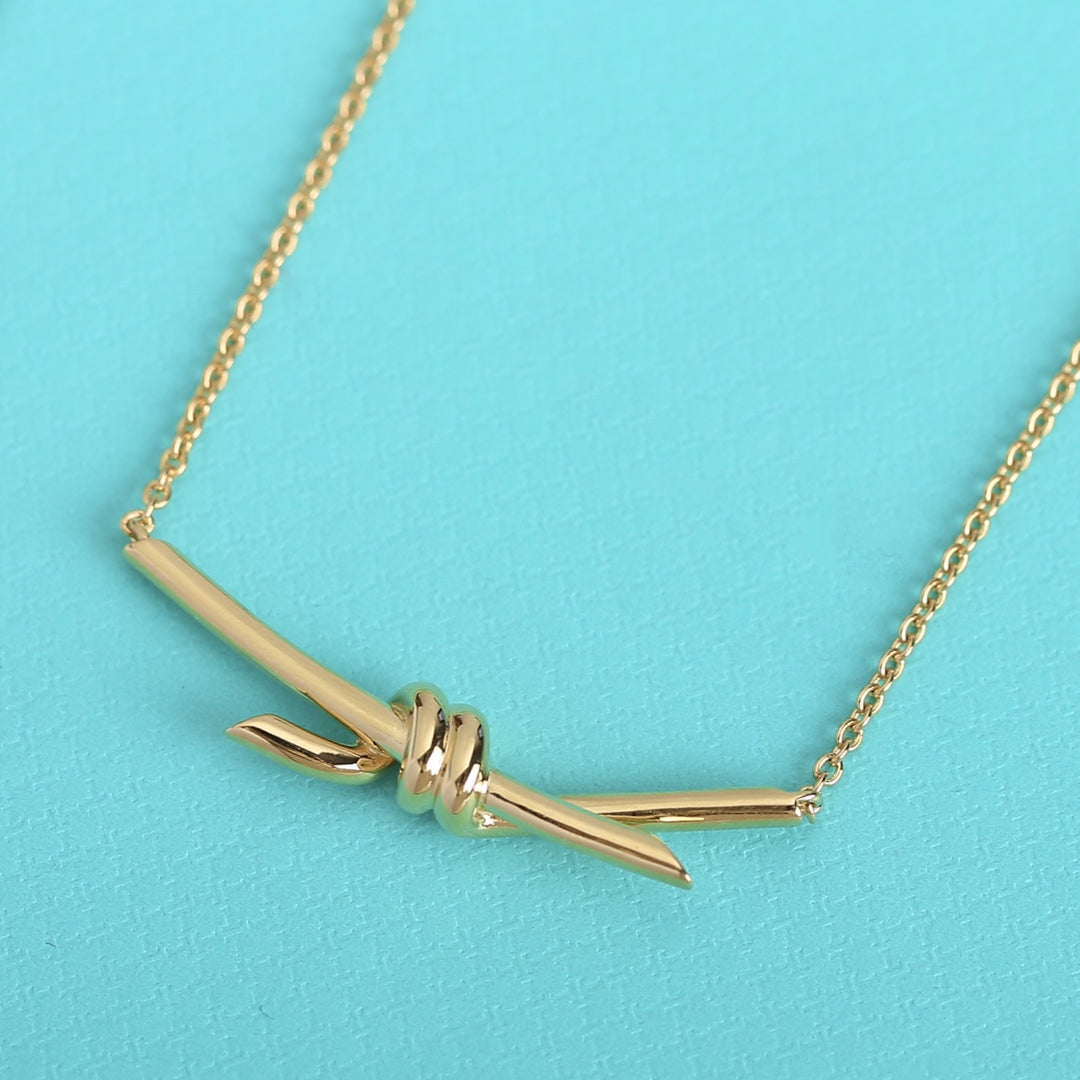 Tiffany Knot Necklace Gold