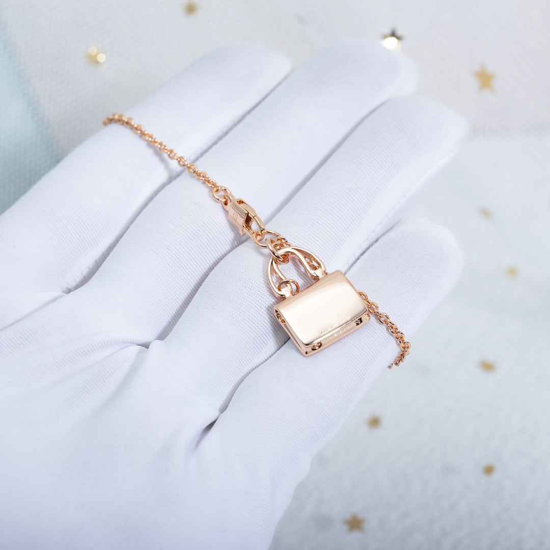 Hermes Amulette Pendant Pink Gold Necklace