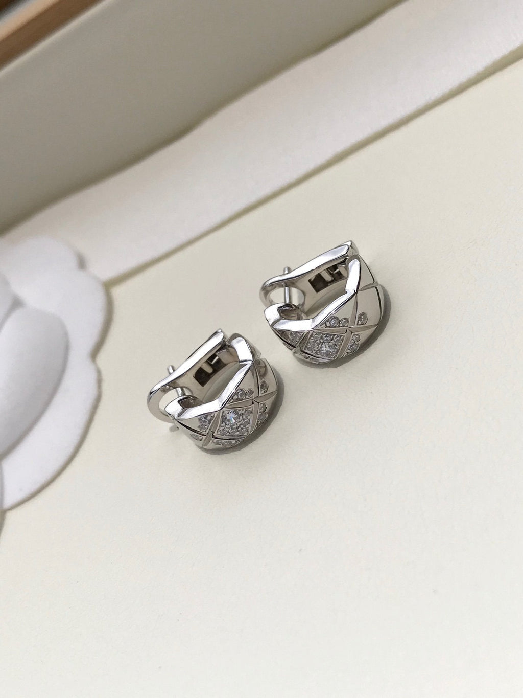 Chanel Crush Cubic Zirconia Silver Earrings
