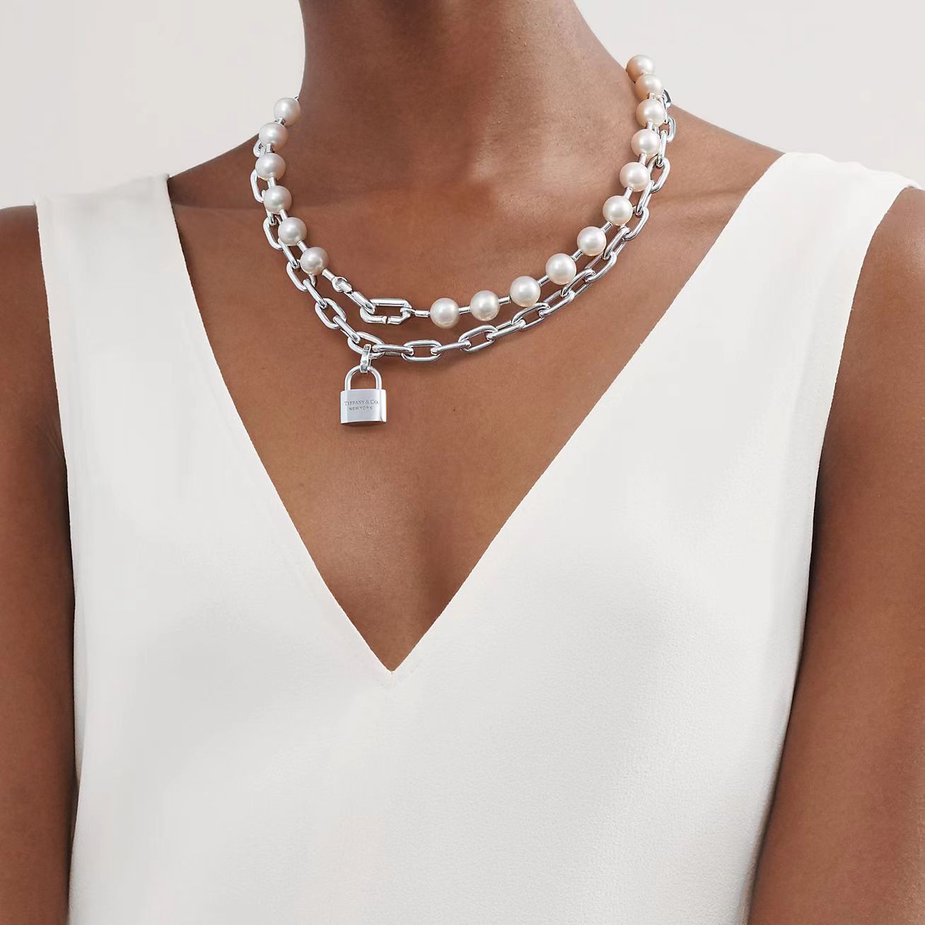 Tiffany Hardwear Pearl Wrap Necklace
