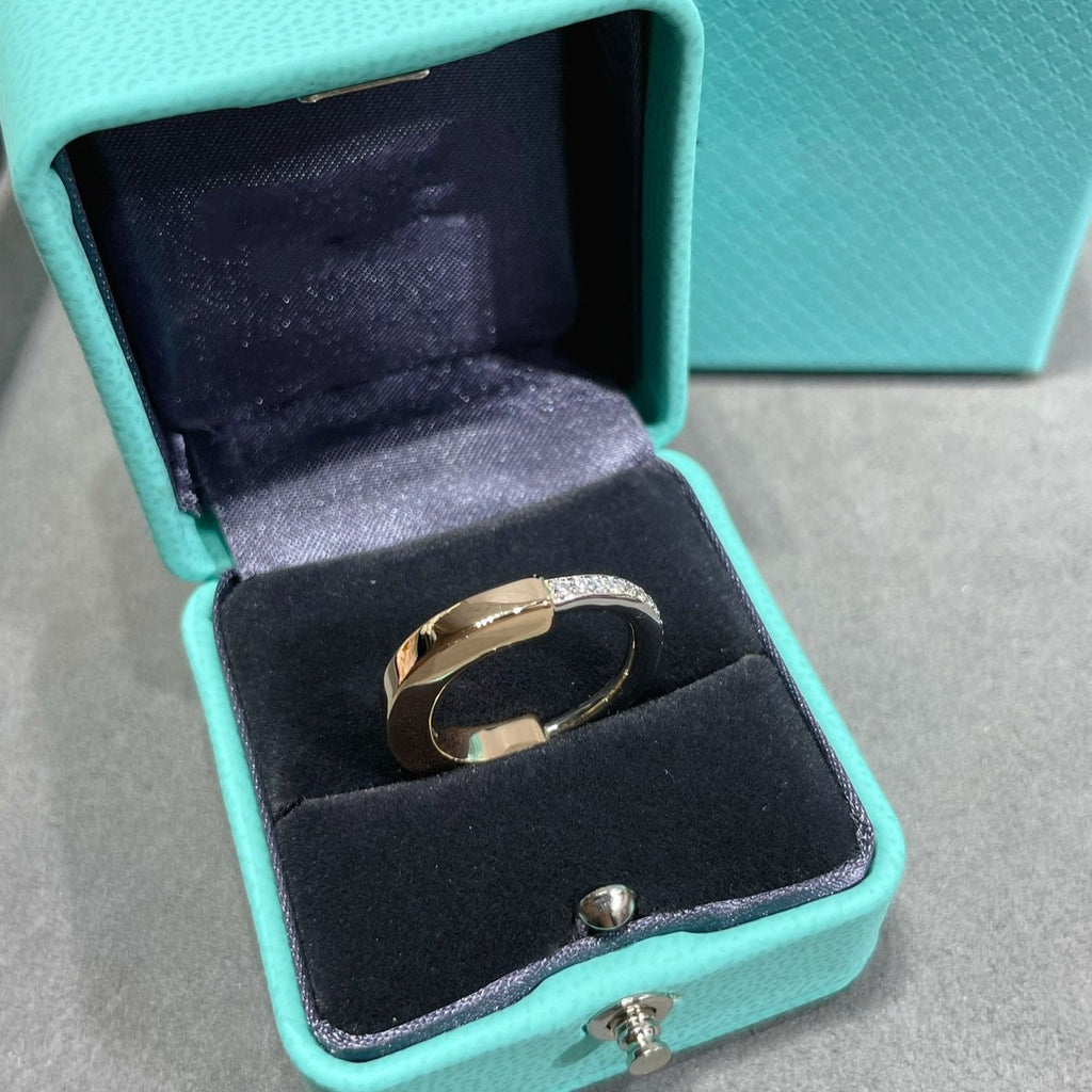 Tiffany Lock Cubic Zirconia Ring