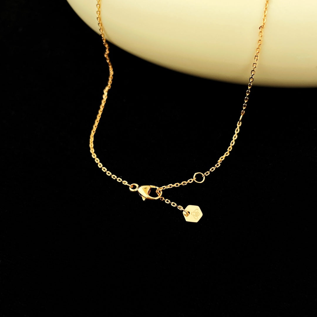 Chaumet Bee Mini Pendant Diamond Necklace