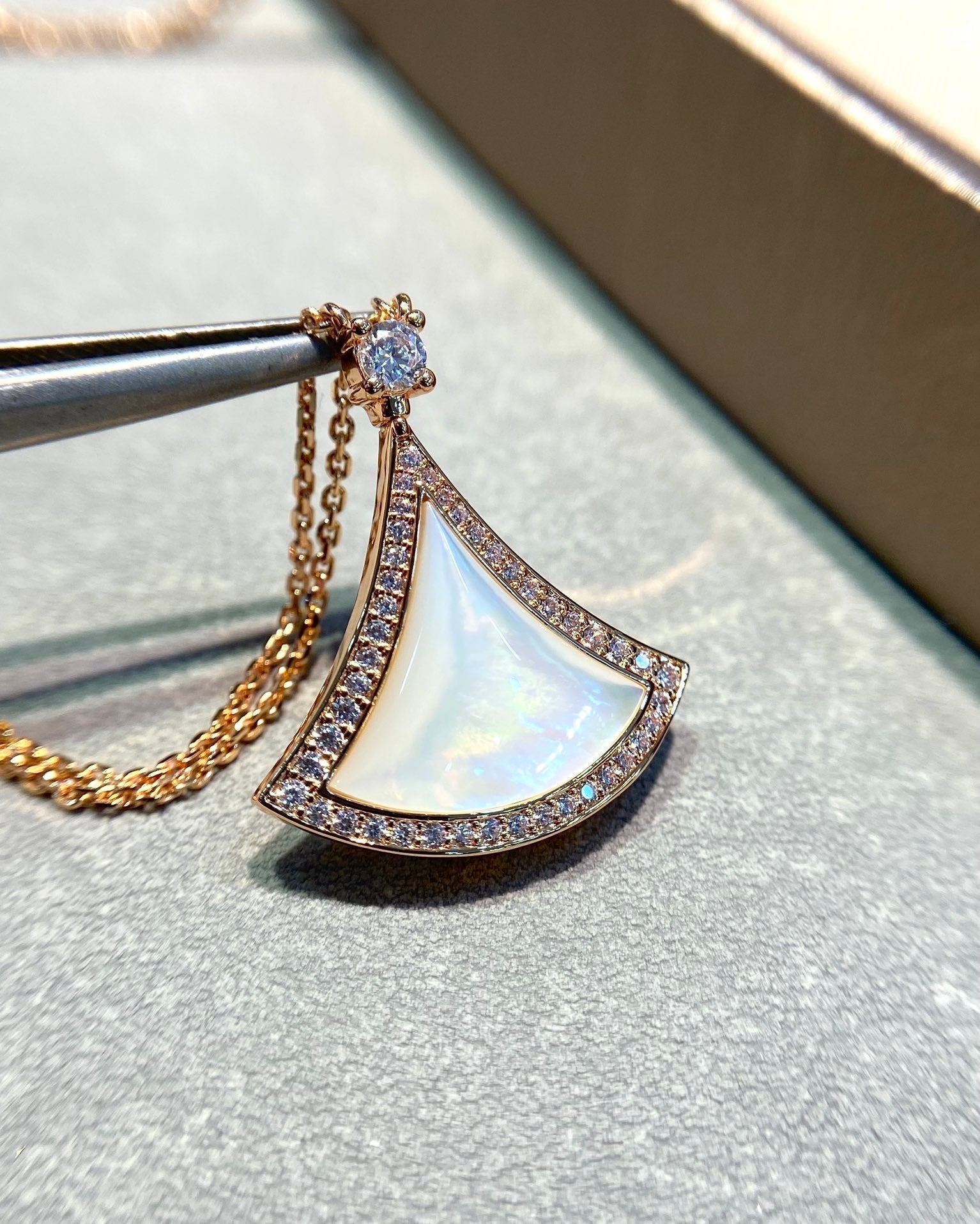 Bvlgari Dream MOP Cubic Zirconia Paved Pink Gold Necklace