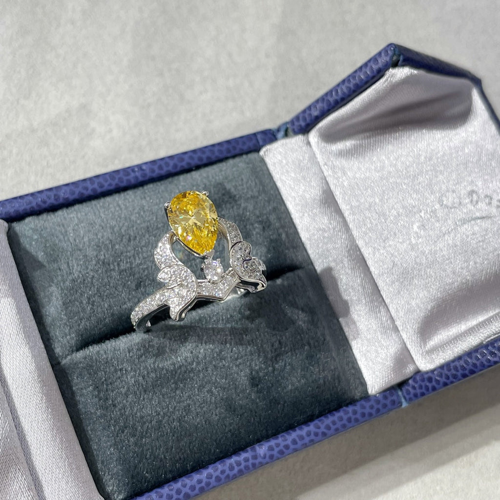 Chaumet Soir de Fete Yellow Cubic Zirconia Silver Ring
