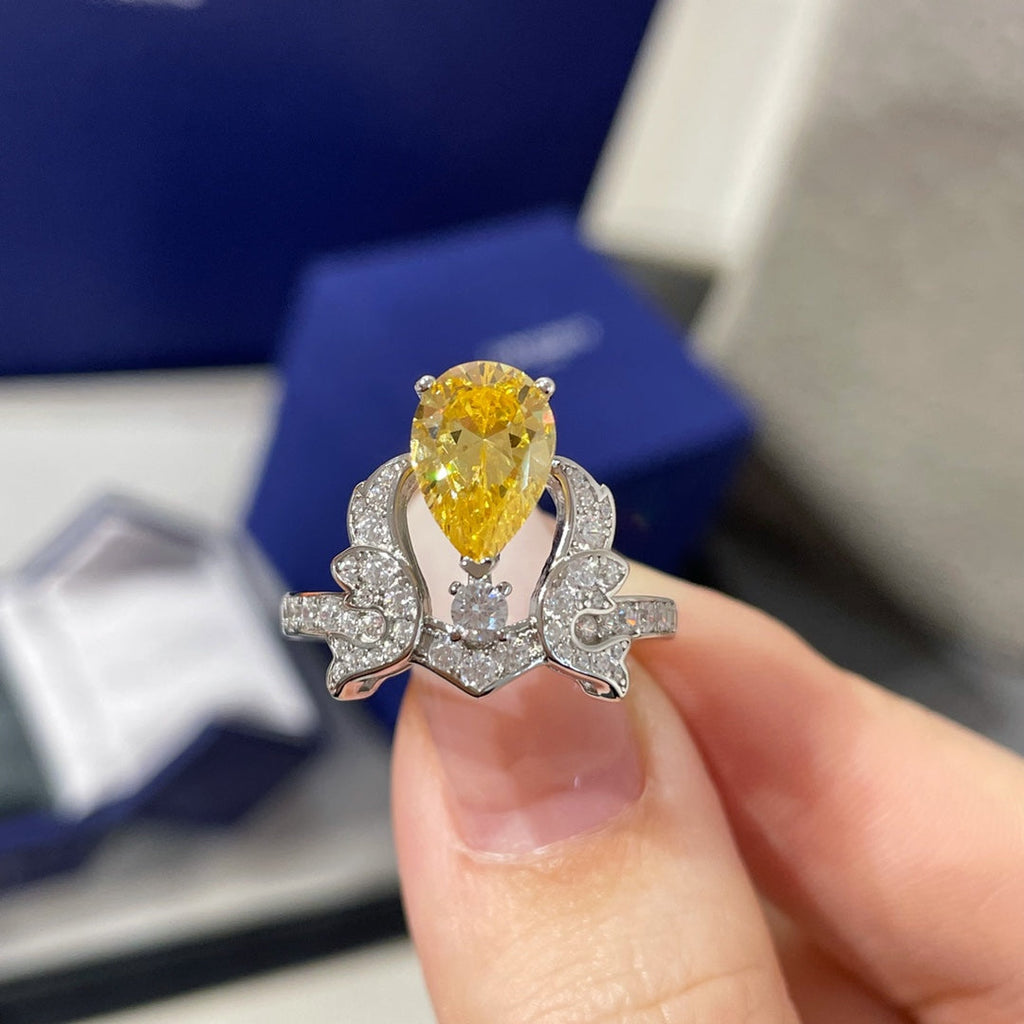 Chaumet Soir de Fete Yellow Cubic Zirconia Silver Ring