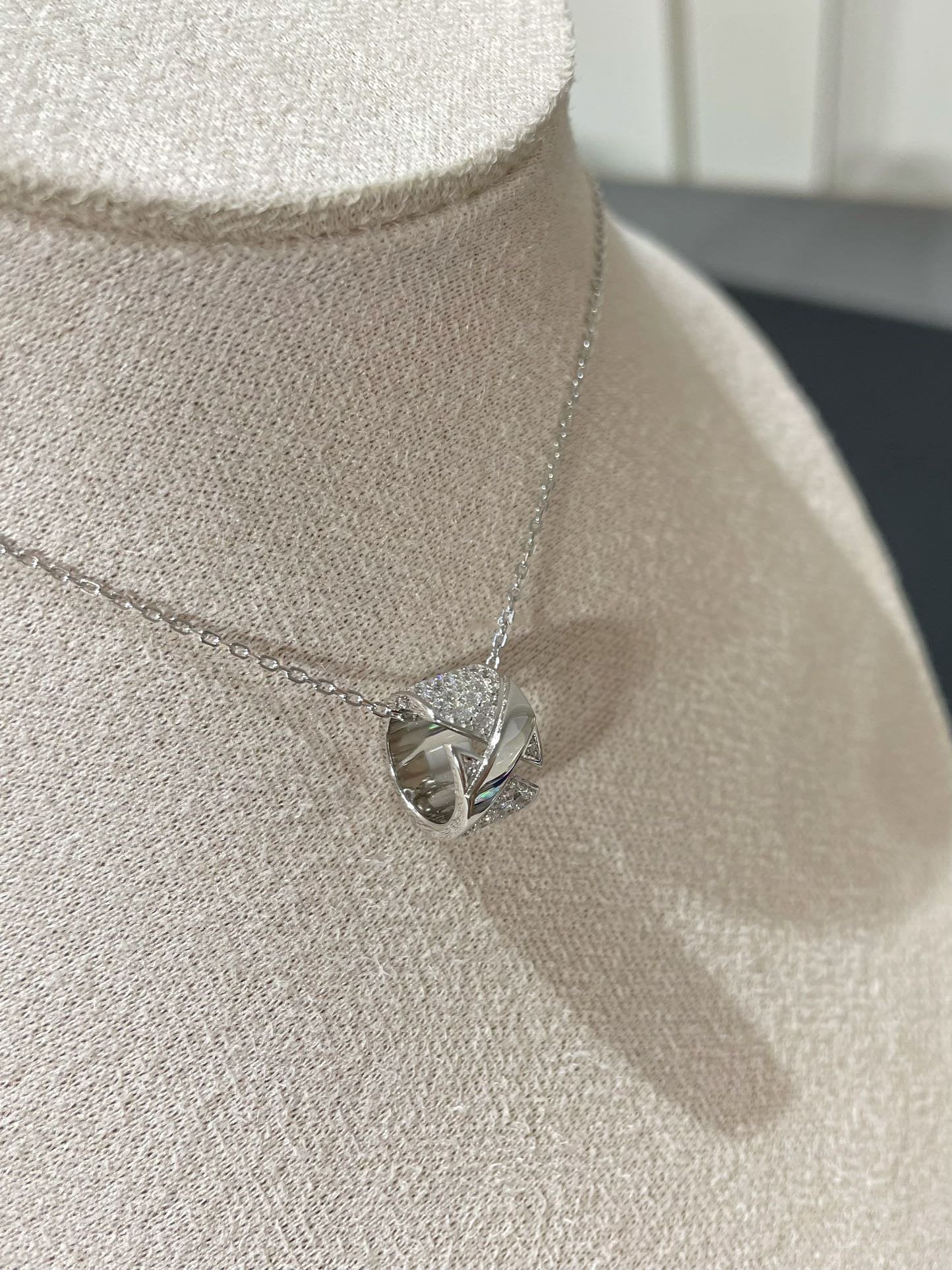 Chaumet Liens Evidence Cubic Zirconia Paved Necklace