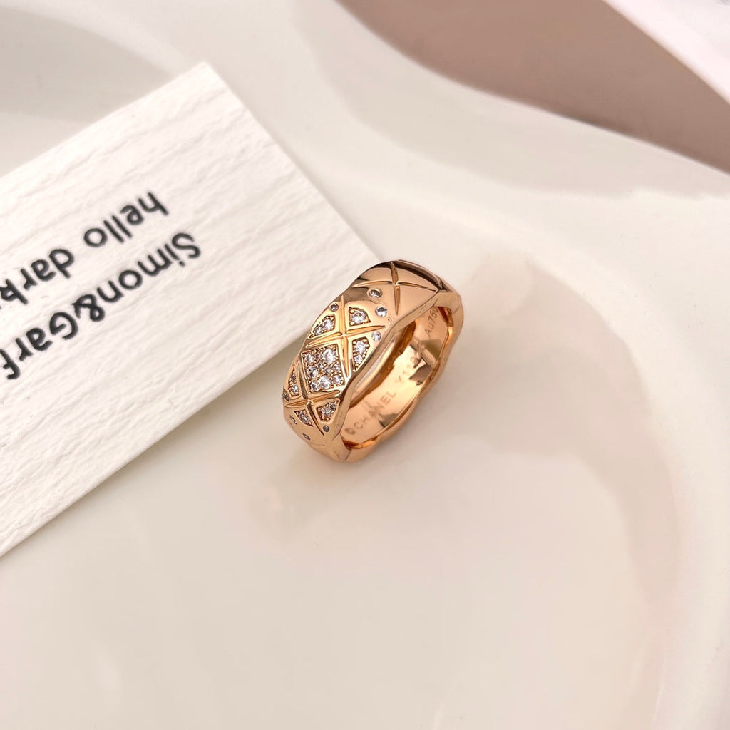 Chanel Crush Ring 6.8MM Gold Cubic Zirconia Quilted