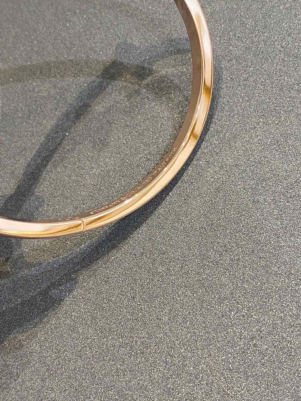 Tiffany Narrow T1 Hinged Bangle Cubic Zirconia Pink Gold