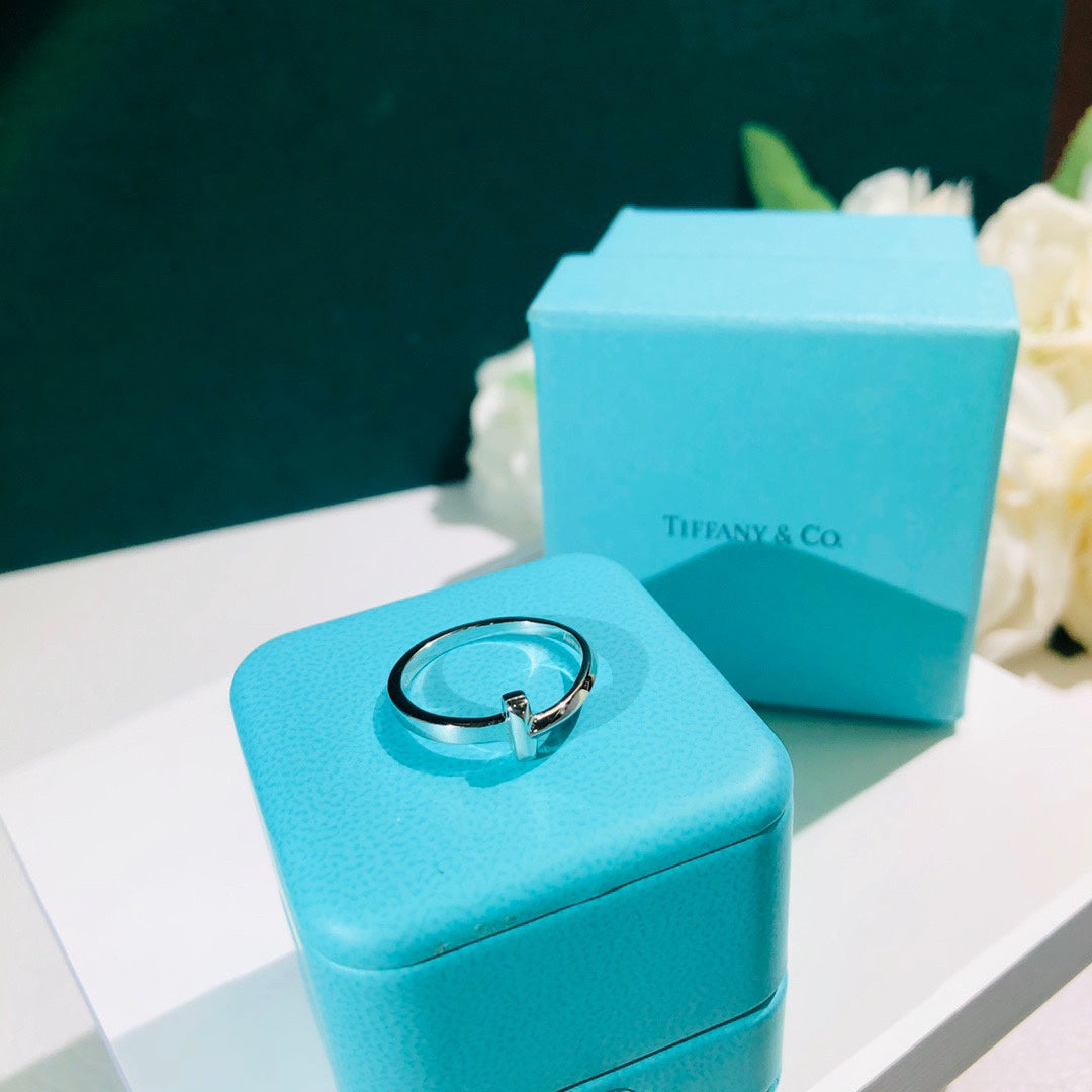 Tiffany T1 Small Ring