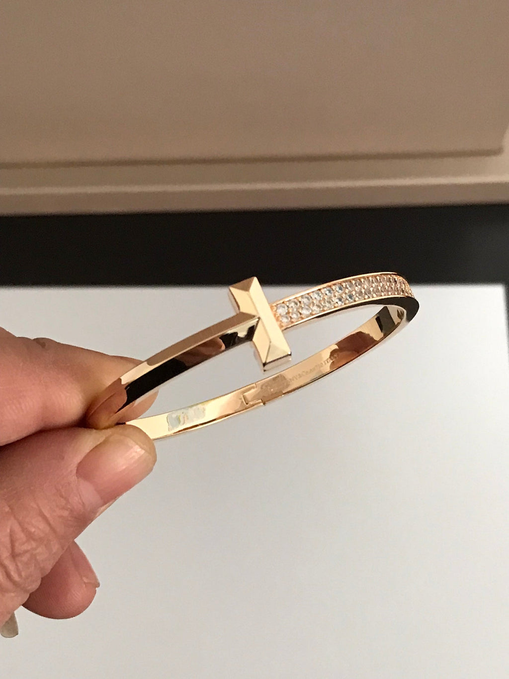 Tiffany T1 Wide Cubic Zirconia Hinged Bangle Pink Gold