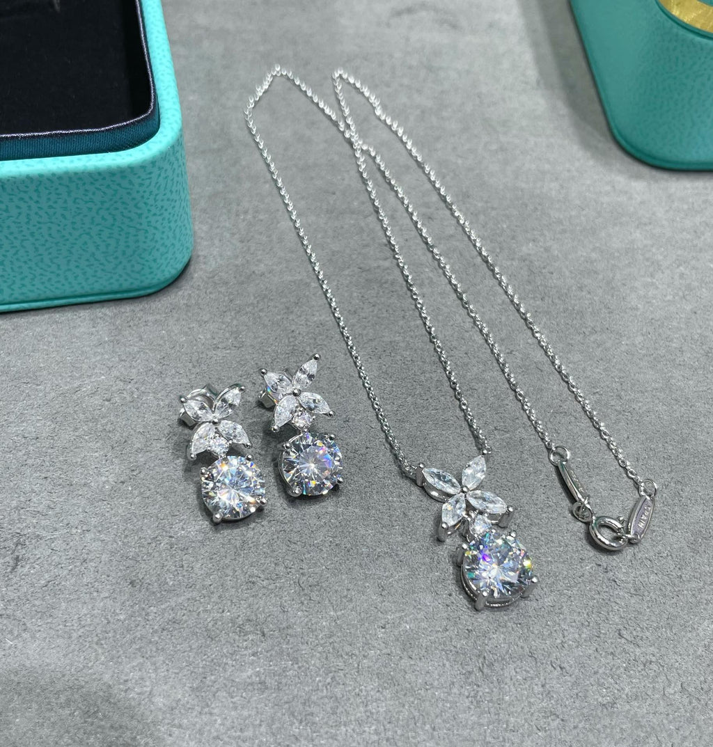 Tiffany Victoria Pendant Silver Cubic Zirconia Necklace