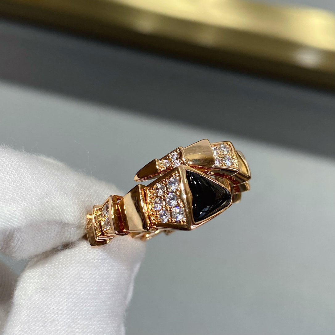 Bvlgari Serpenti Ring Gold Cubic Zirconia Onyx