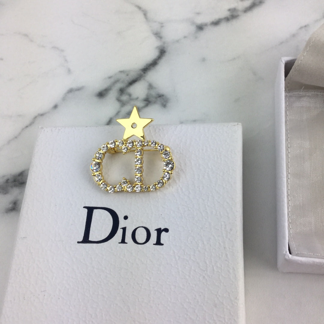 Dior CD Brooch 04
