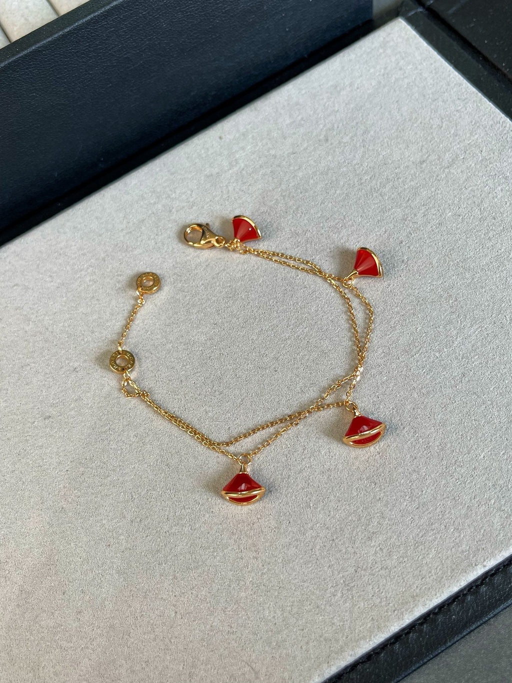Bvlgari 4 Motif Gold Diva Dream Bracelet