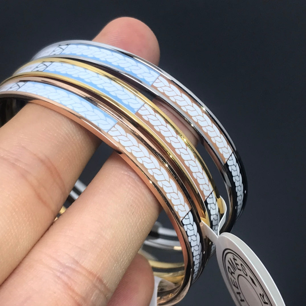 Hermes H Uni Bangle White Bracelet