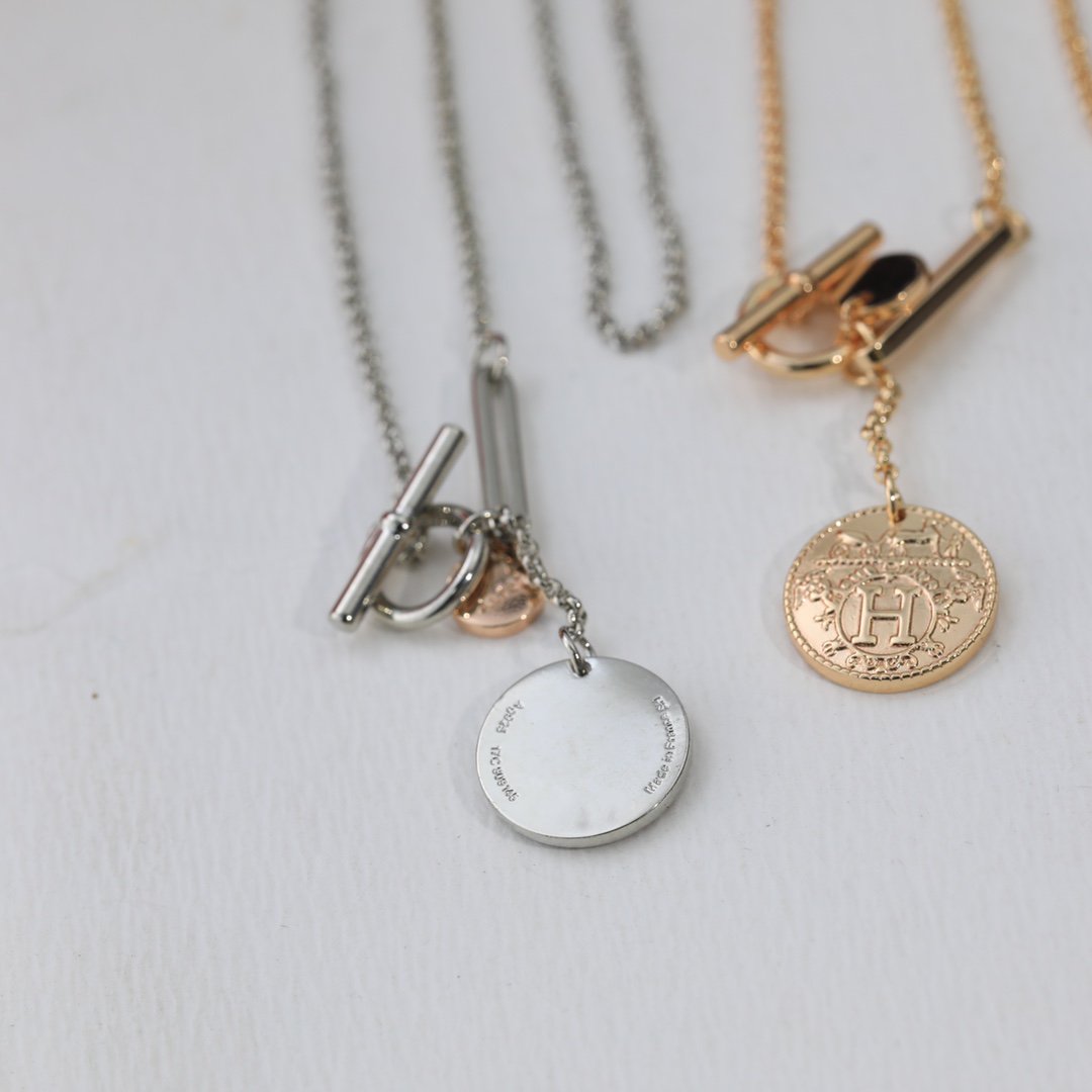 Hermes HM Round Card Silver Pink Gold Drop Necklace