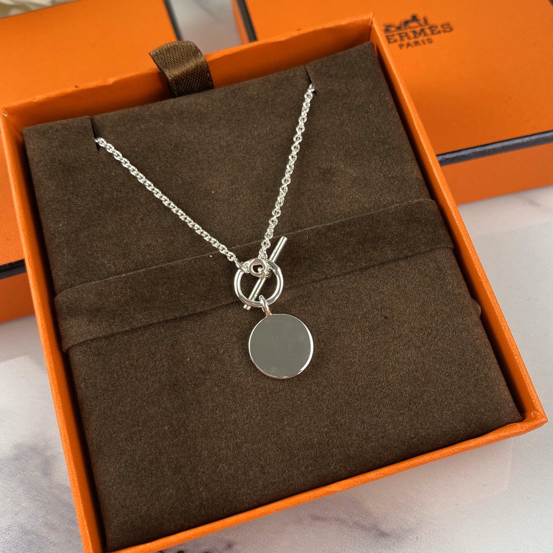 Hermes Chaine Verso Necklace