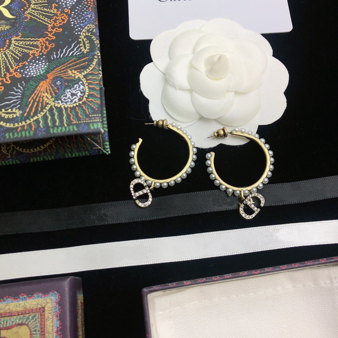 Dior Clair CD Lune Pearl Gold Diamond Earrings