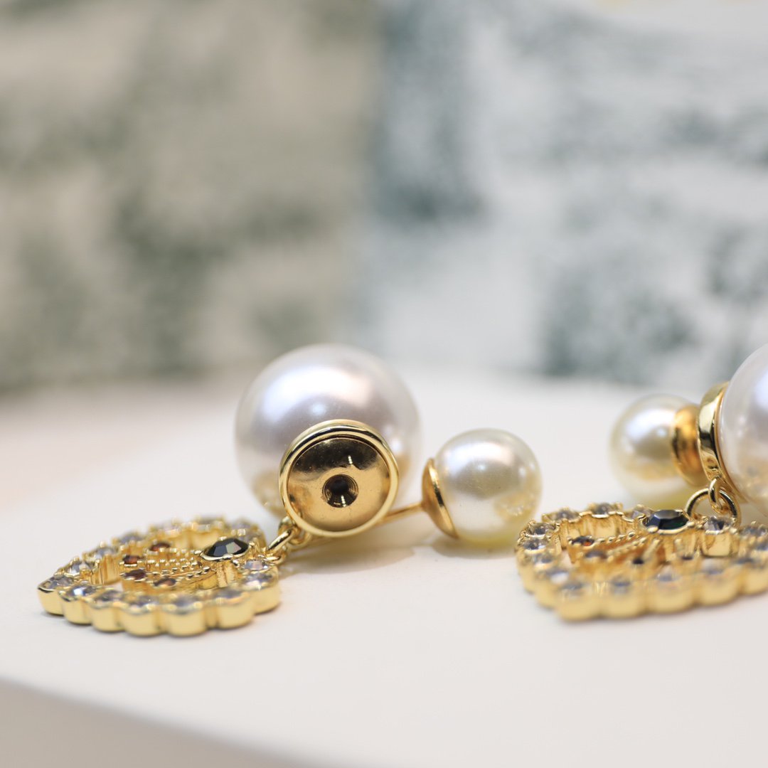 Dior D-Pearl Heart Gold Diamond Earrings