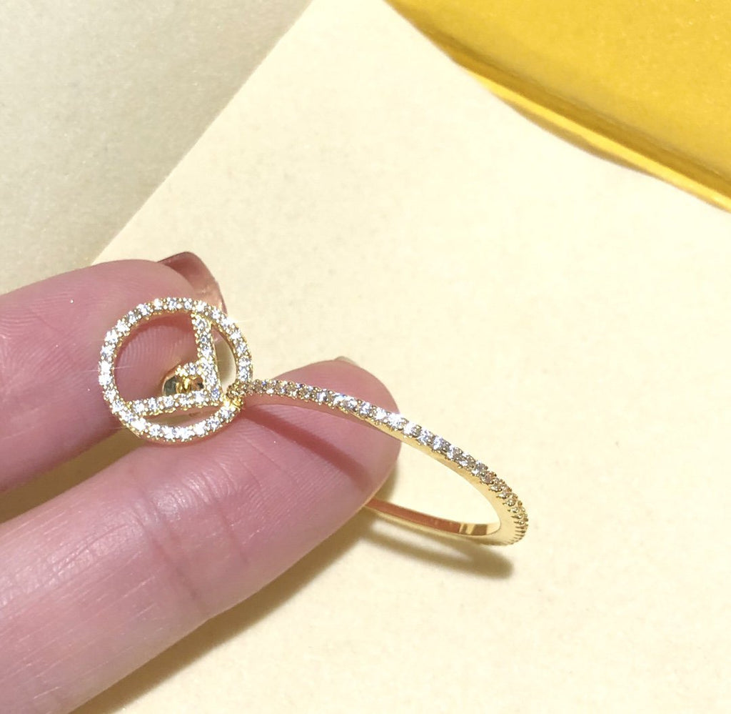 Fendi F Stud Earrings Gold Full Diamond