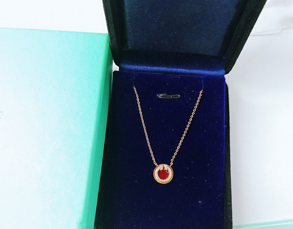 Tiffany Cubic Zirconia and Mother Pearl Circle Necklace Pendant