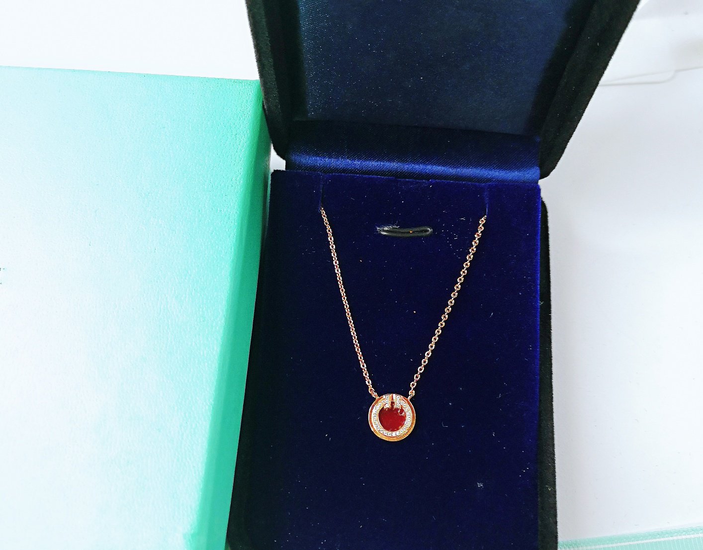 Tiffany Cubic Zirconia and Mother Pearl Circle Necklace Pendant