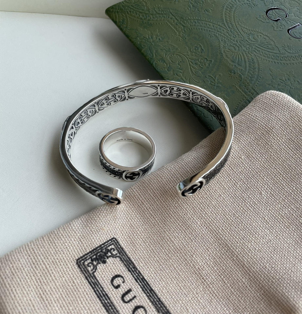 Gucci GG Interlocking G Enamel Cuff Bracelet Silver & Black