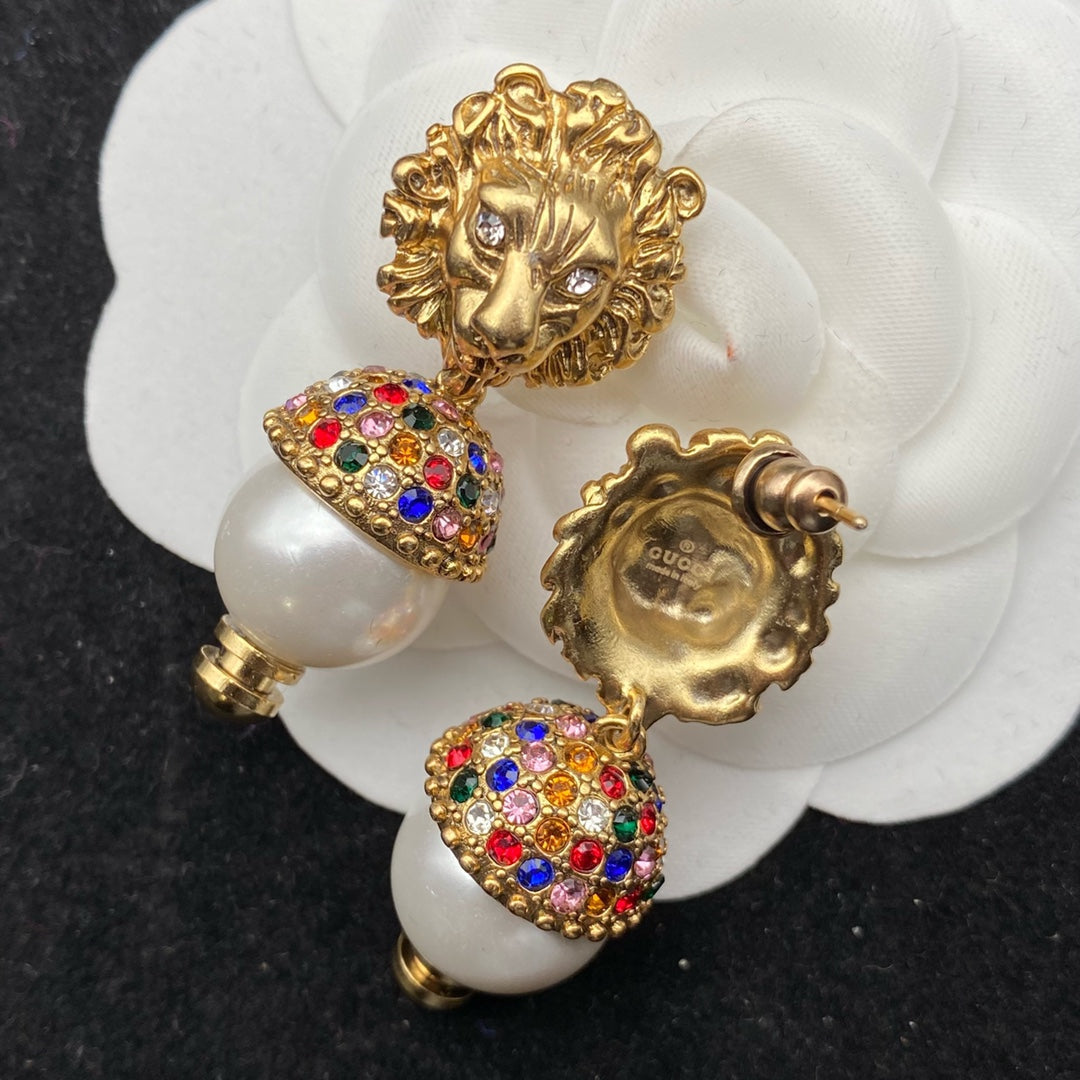 Gucci GG Lion Head Pearl Colored Diamond Earrings
