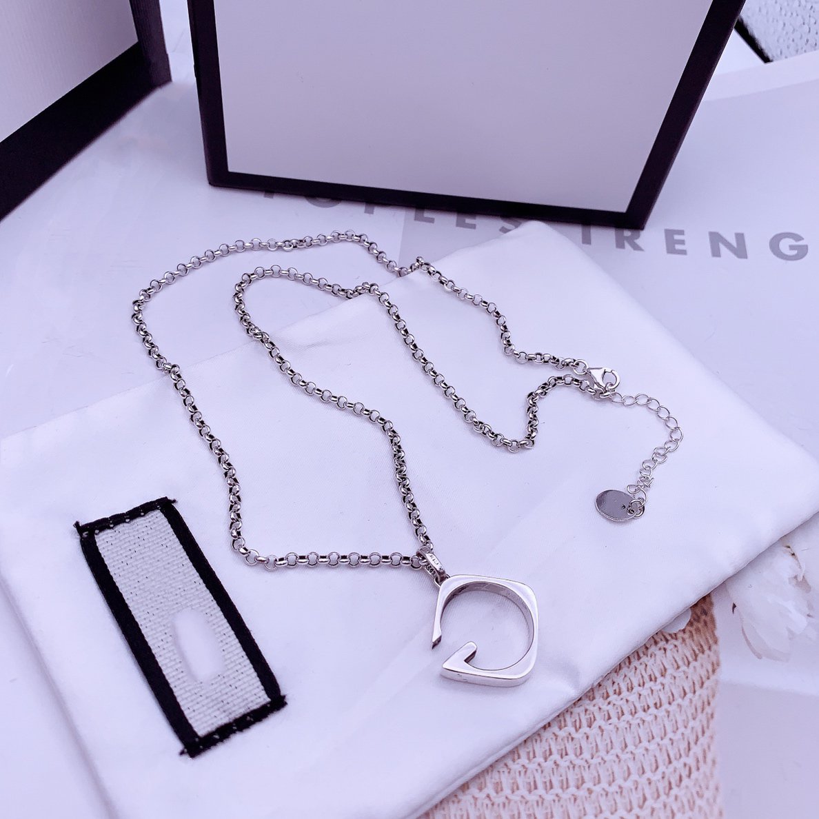 Gucci GG Pendant Necklace Logo Engraved G Charm Top Plate Silver