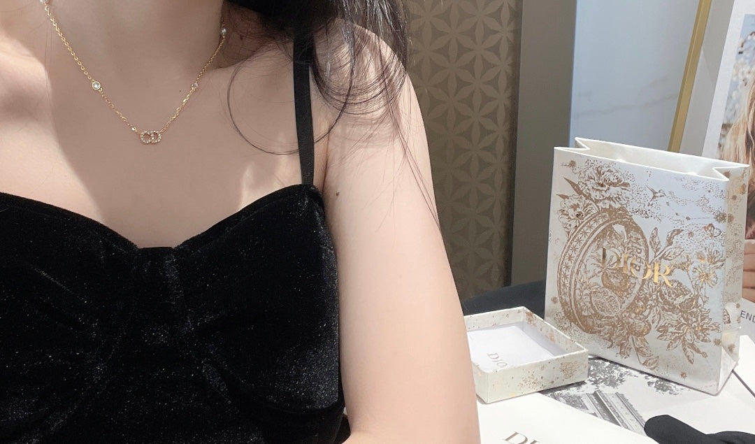 Dior Clair D Lune Necklace Pearl Gold