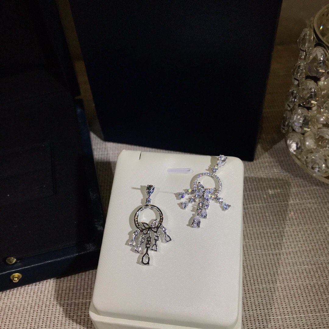 Graff Butterfly Chandelier Classic Silver Diamond Earrings