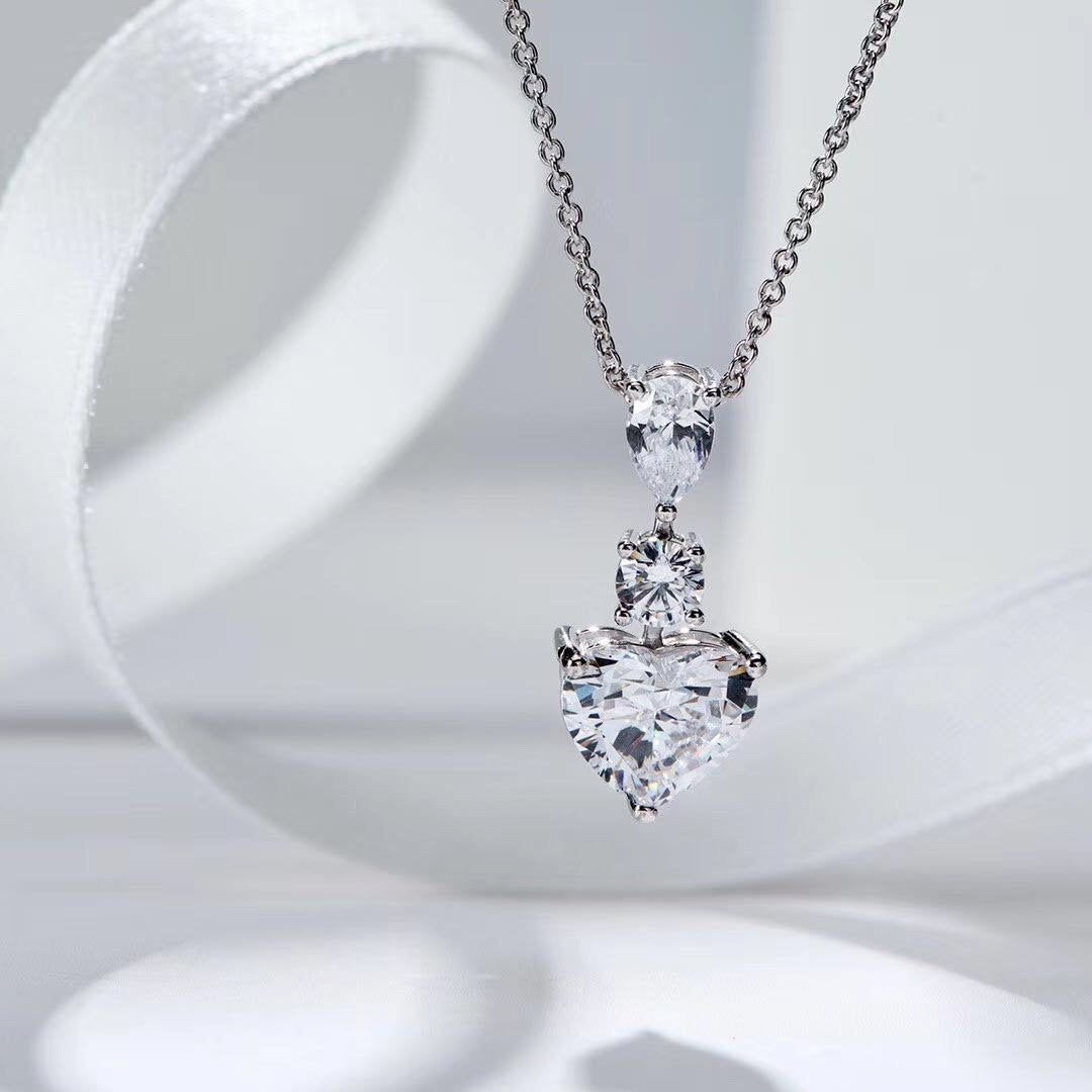 Graff Heart Water Silver Cubic Zirconia Paved Necklace