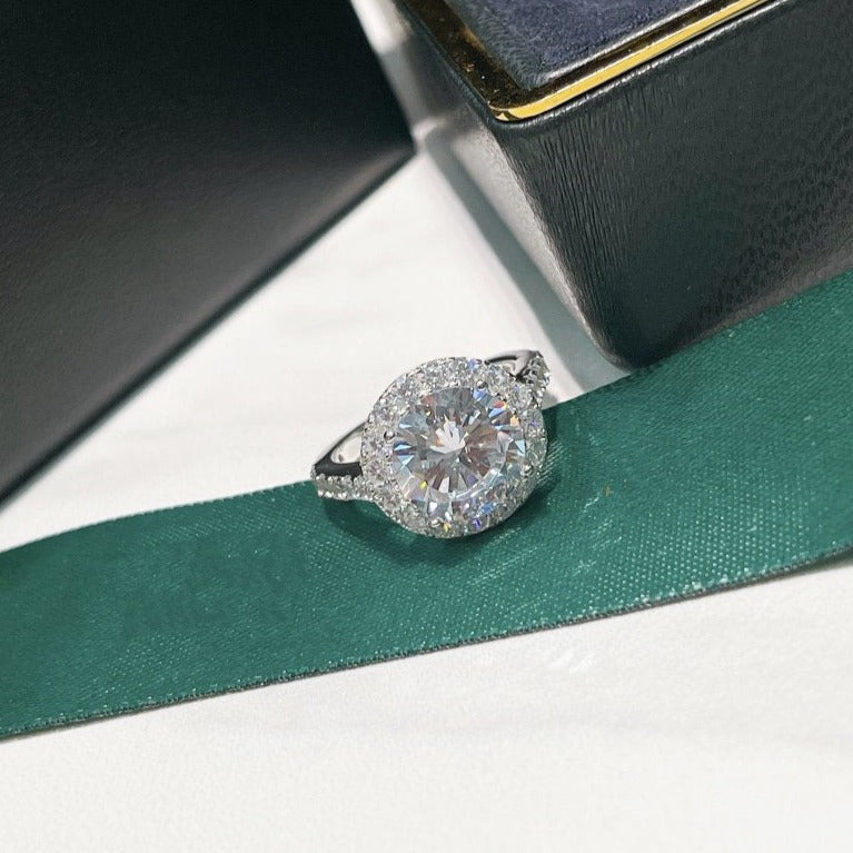 Graff Gra Band Silver Cubic Zirconia Paved Ring