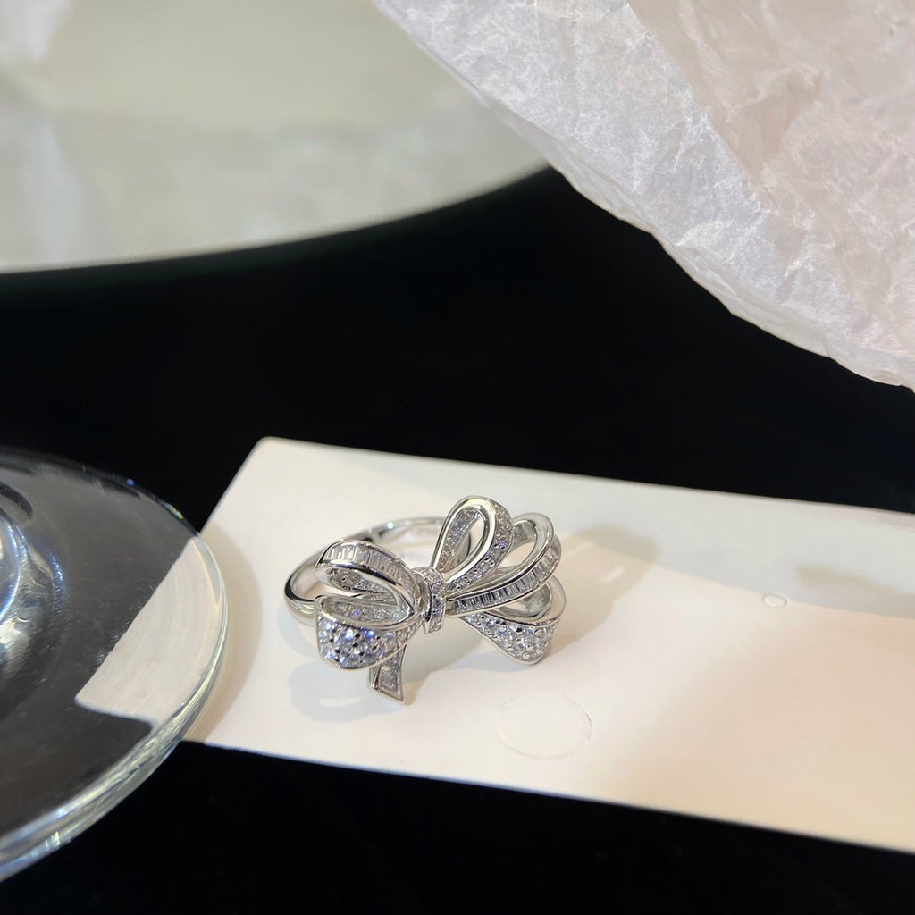 Graff Tildas Bow Double Knot Silver Cubic Zirconia Ring