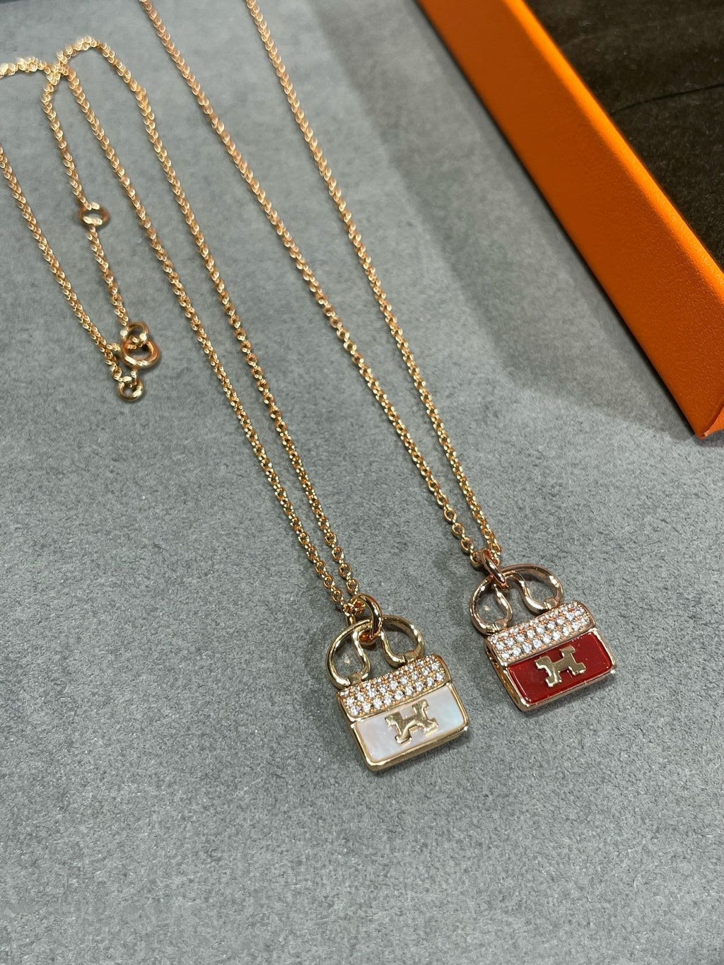Hermes H Circe Moissanite Pendant Necklace Gold