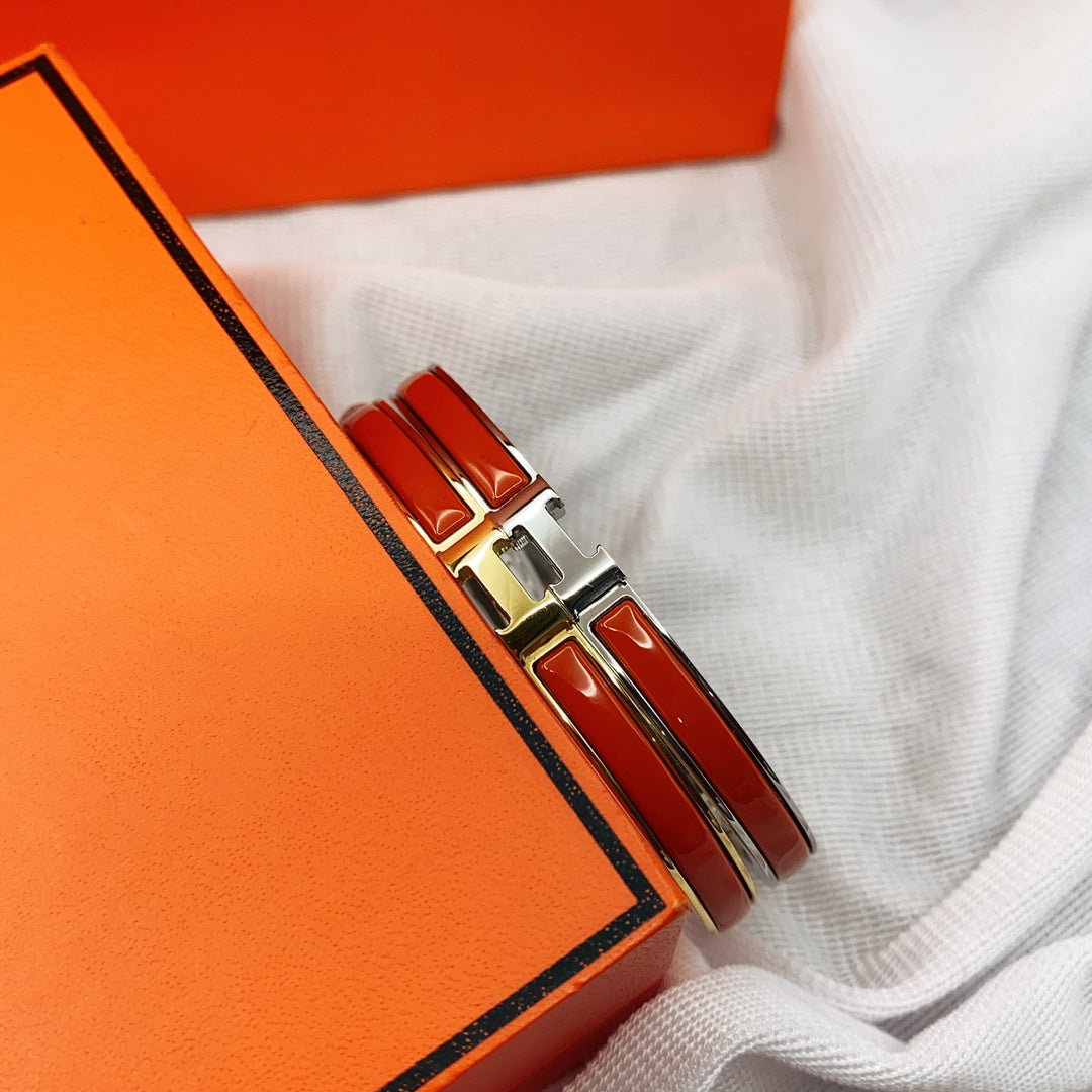 Hermes Classic HM Clic Red 8MM Enamel Bracelet