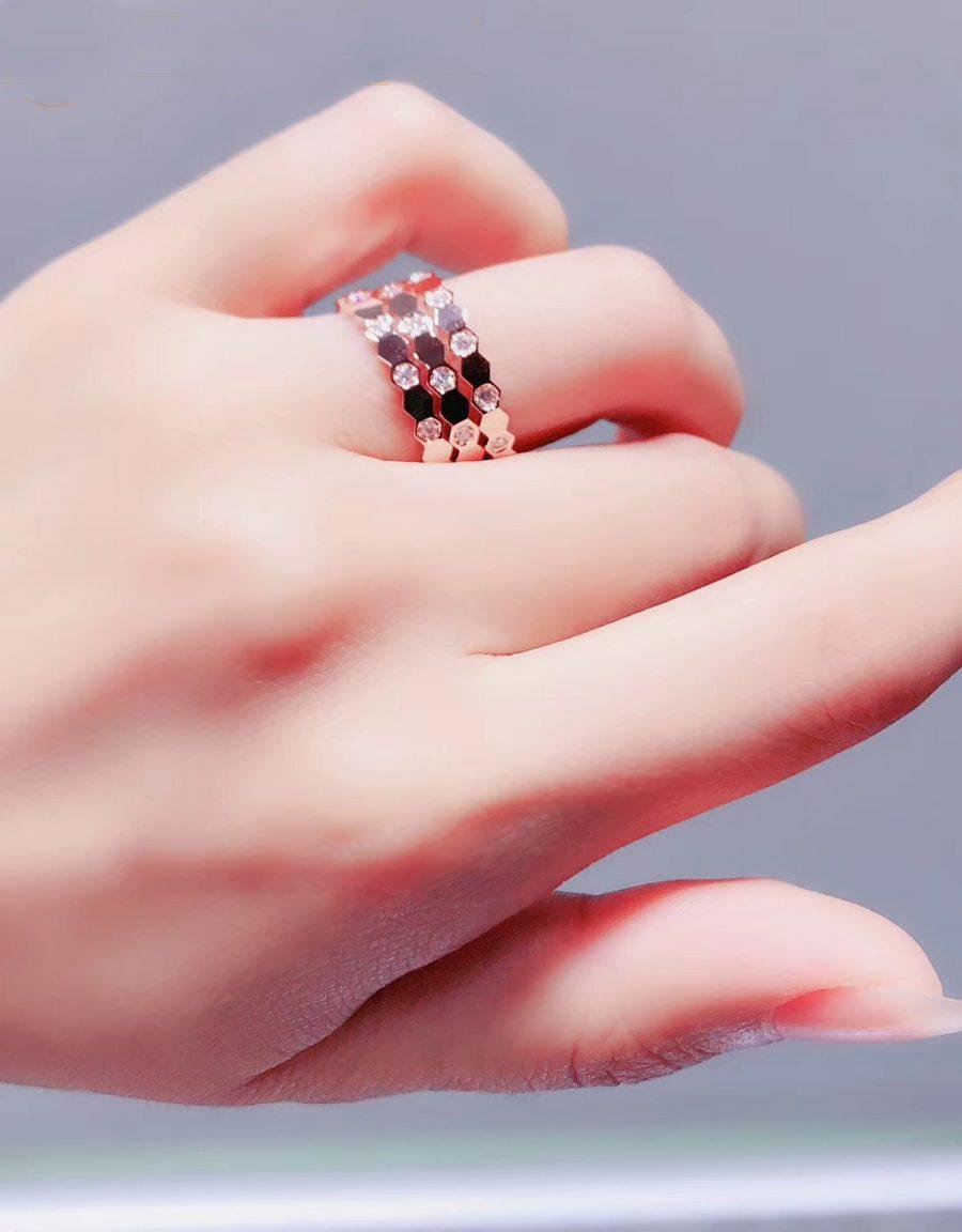 Chaumet Bee Love Ring Pink Gold Cubic Zirconia