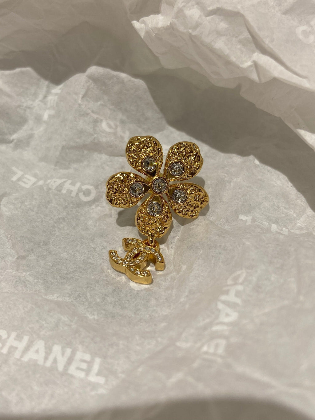 Chanel Vintage Flower Gold Diamond Earrings